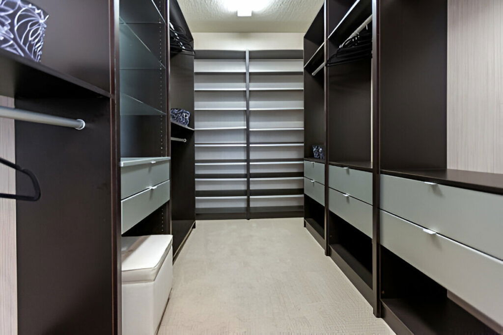 Best Bedroom Walk-In Closet Ideas 8
